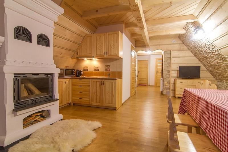 Folk Resort Domki I Apartamenty مورزاسيخله الغرفة الصورة